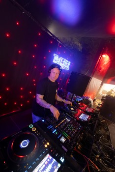 Replay Festival - Foto's House Family vs Level Classix (Jaylens)